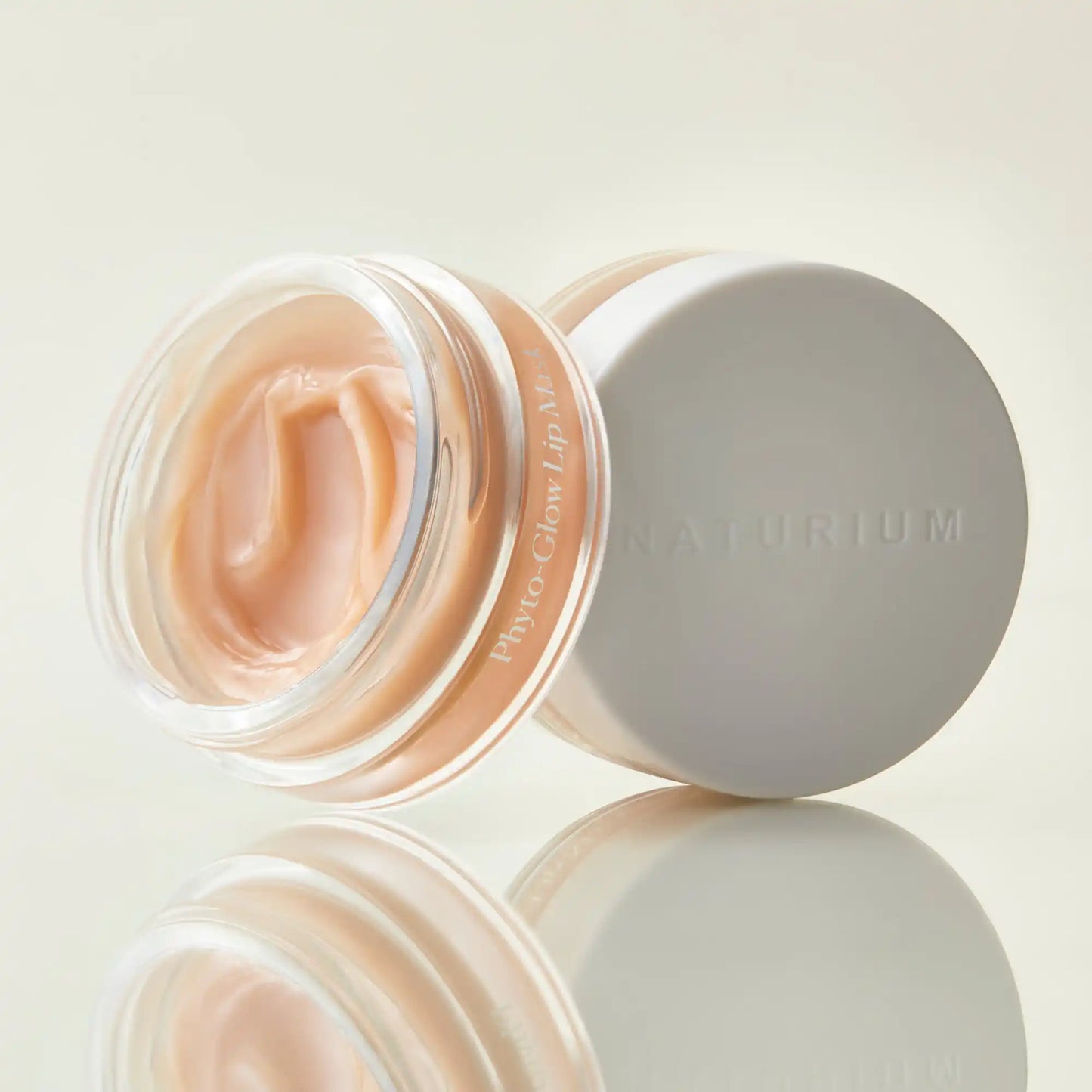 phyto-glow-lip-mask-i1 phyto-lipmask_0607-crop.webp